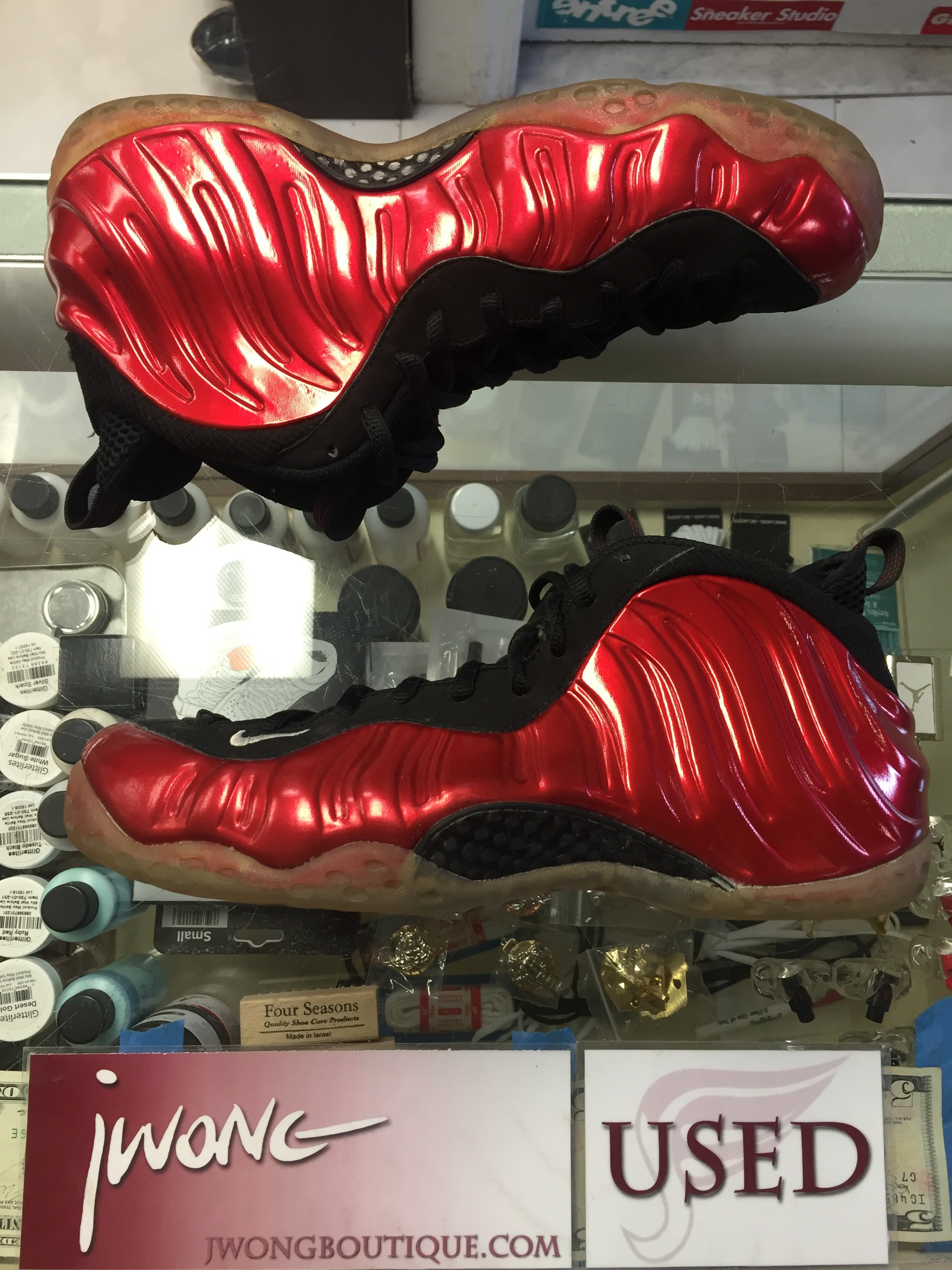 Exquisite Style: Foamposite Metallic Red On Feet